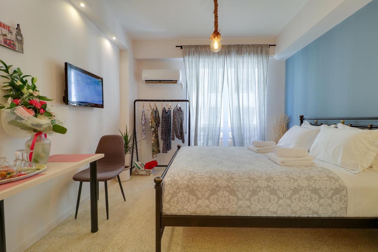 Stylish, Comfy Suite In The Heart Of Атина Екстериор снимка